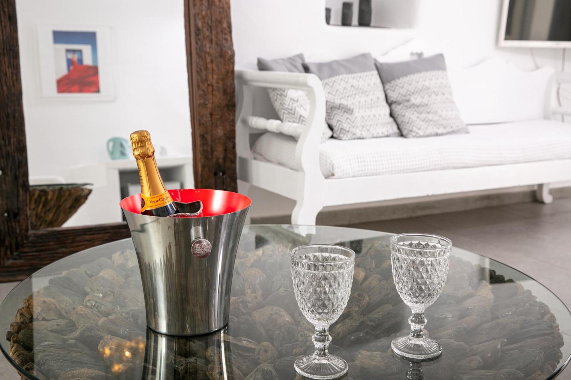 Vogue Suites Ия Экстерьер фото