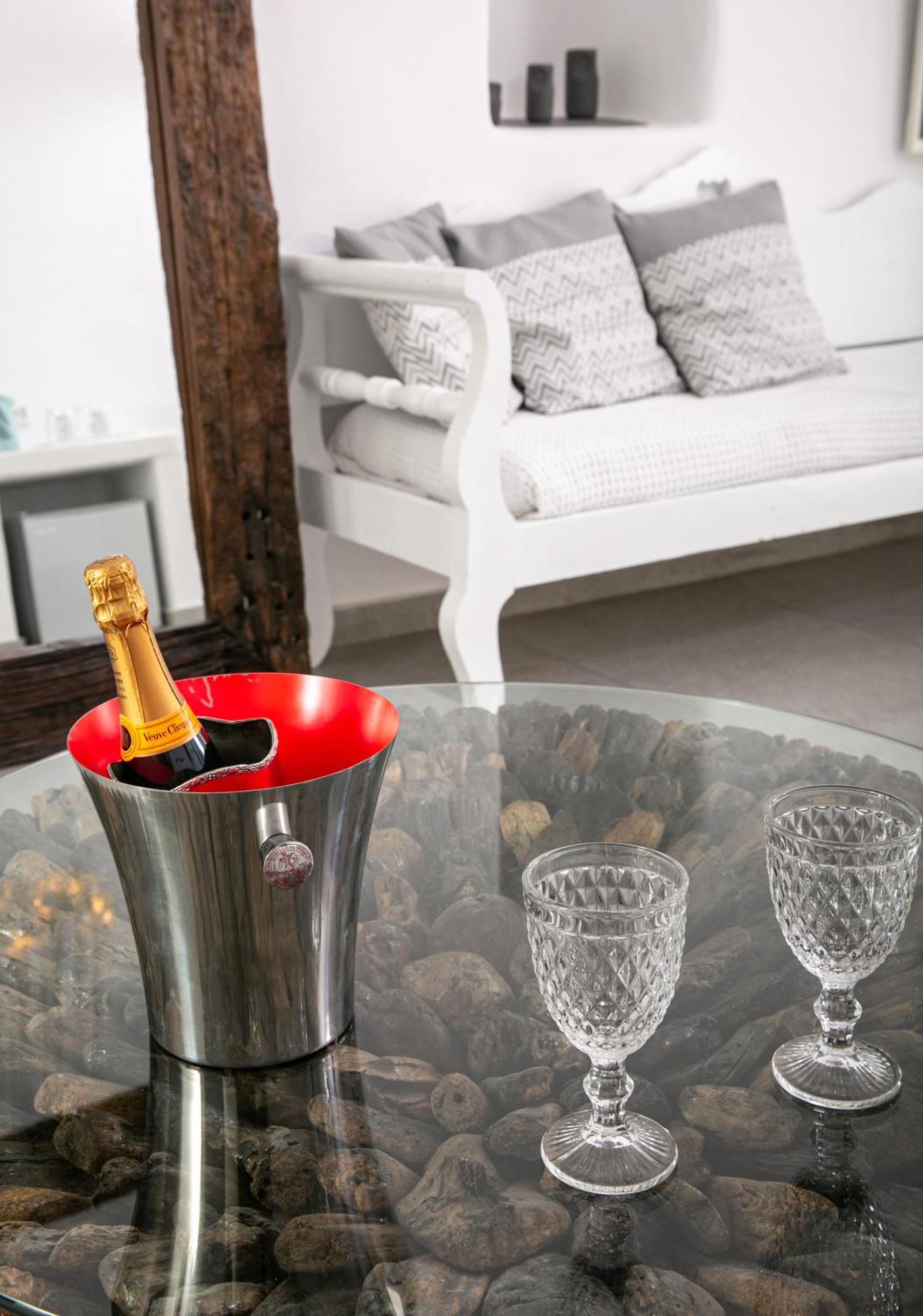 Vogue Suites Ия Экстерьер фото